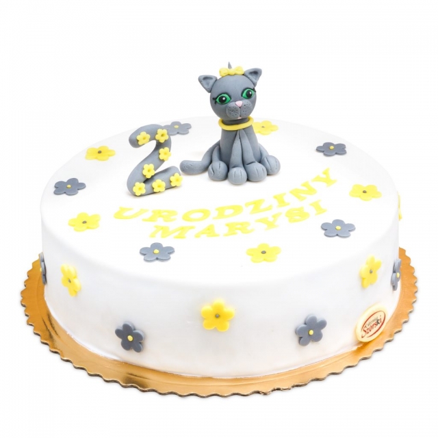 tort z figurką kotka